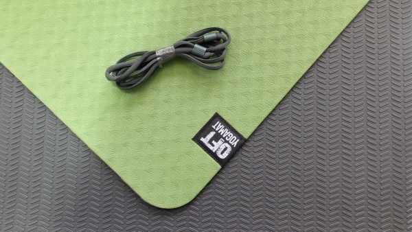 Мат для йоги 6 мм двухслойный зеленый-черный FT-DLR-TPE6-GREEN-BK